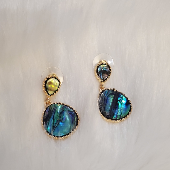 Gorgeous dangle earrings - Picture 6 of 6